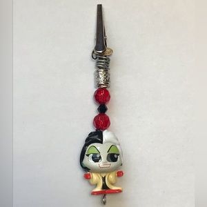 Cruella atm debit card clip